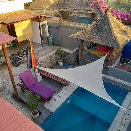 Bed and Breakfast Wave House Gerupuk South Lombok à Praya Extérieur photo