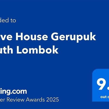 Bed and Breakfast Wave House Gerupuk South Lombok à Praya Extérieur photo